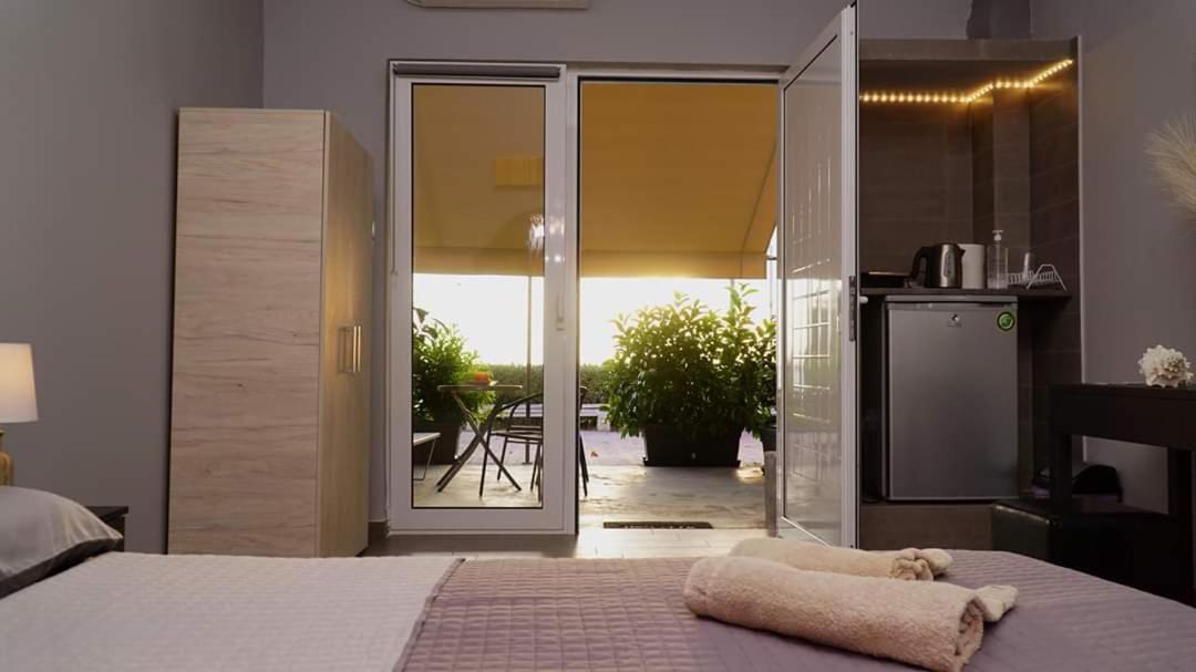 New Seafront Studio Pension Anavyssos Buitenkant foto